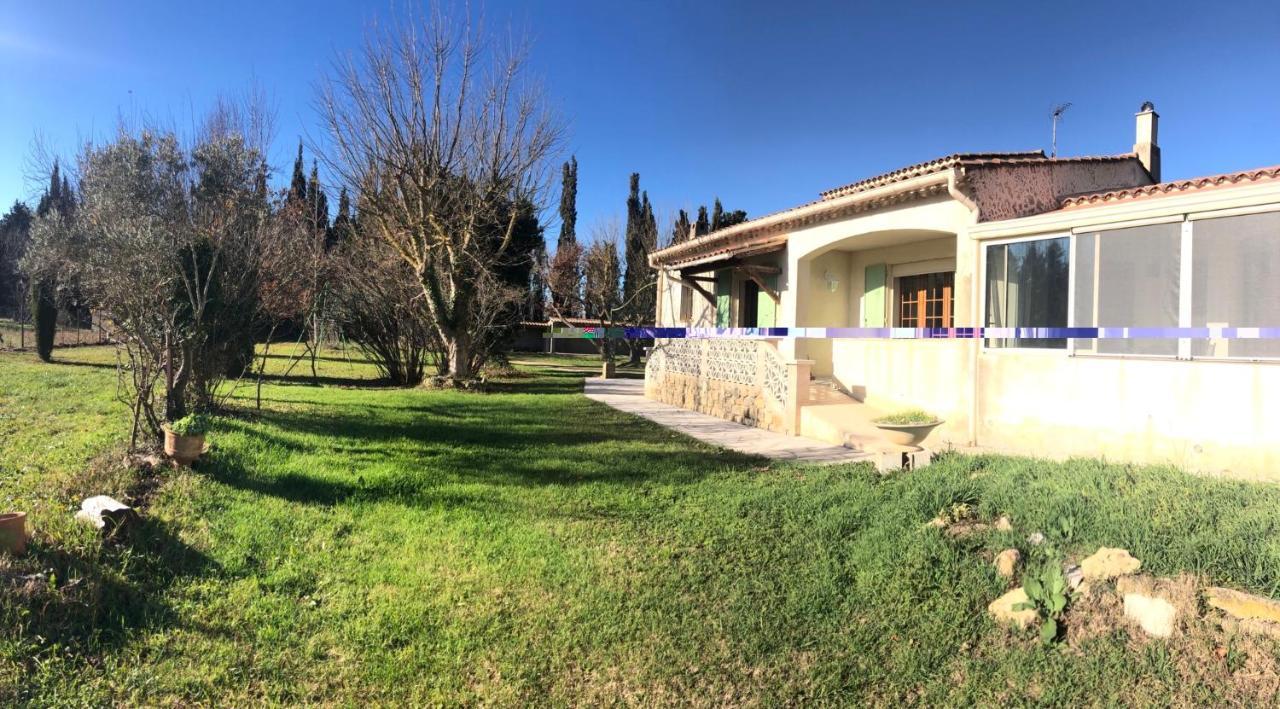 La Maison Des Sources Salon-de-Provence Eksteriør billede